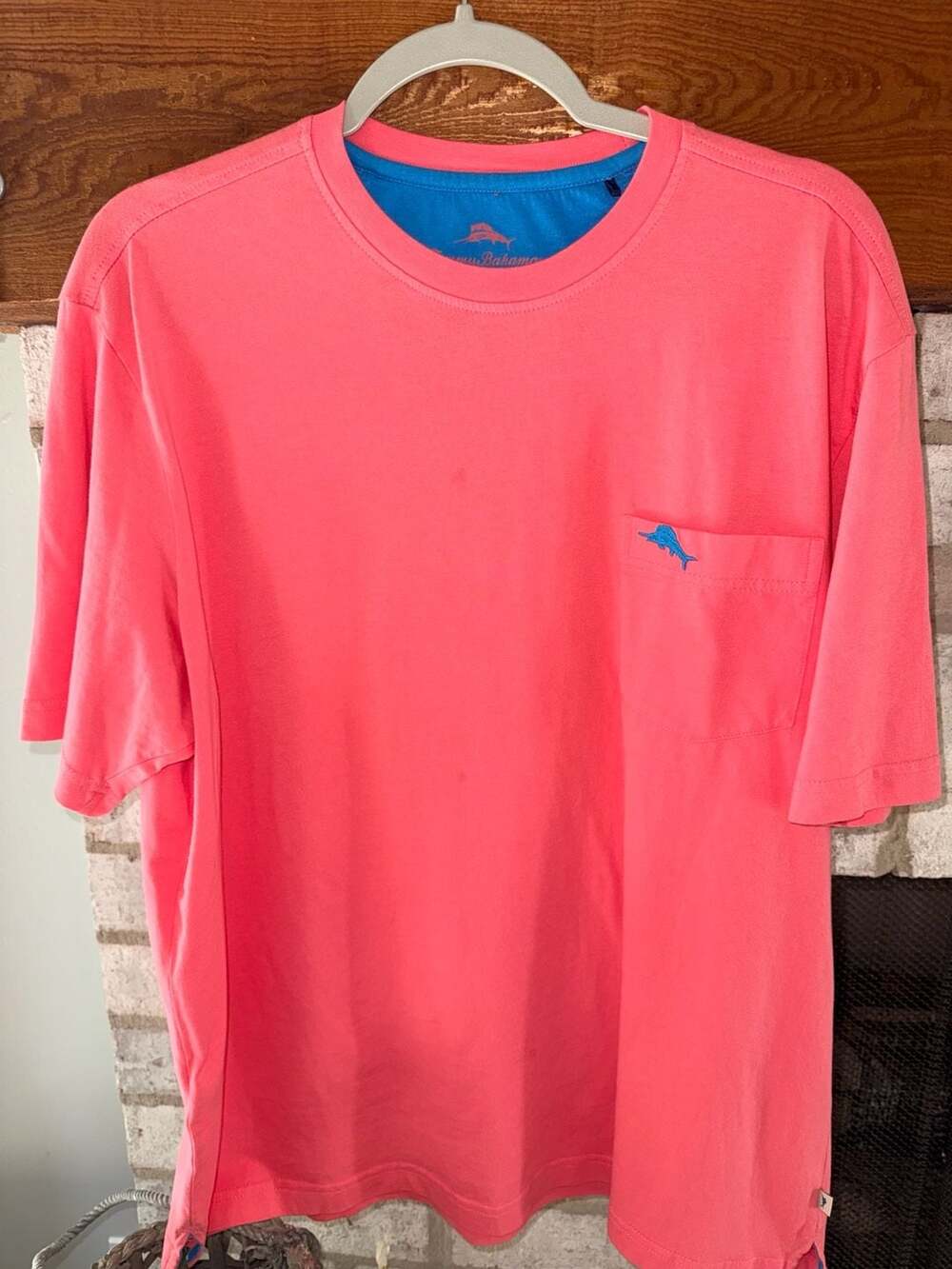 Tommy Bahama Men’s short sleeve crewneck sz L